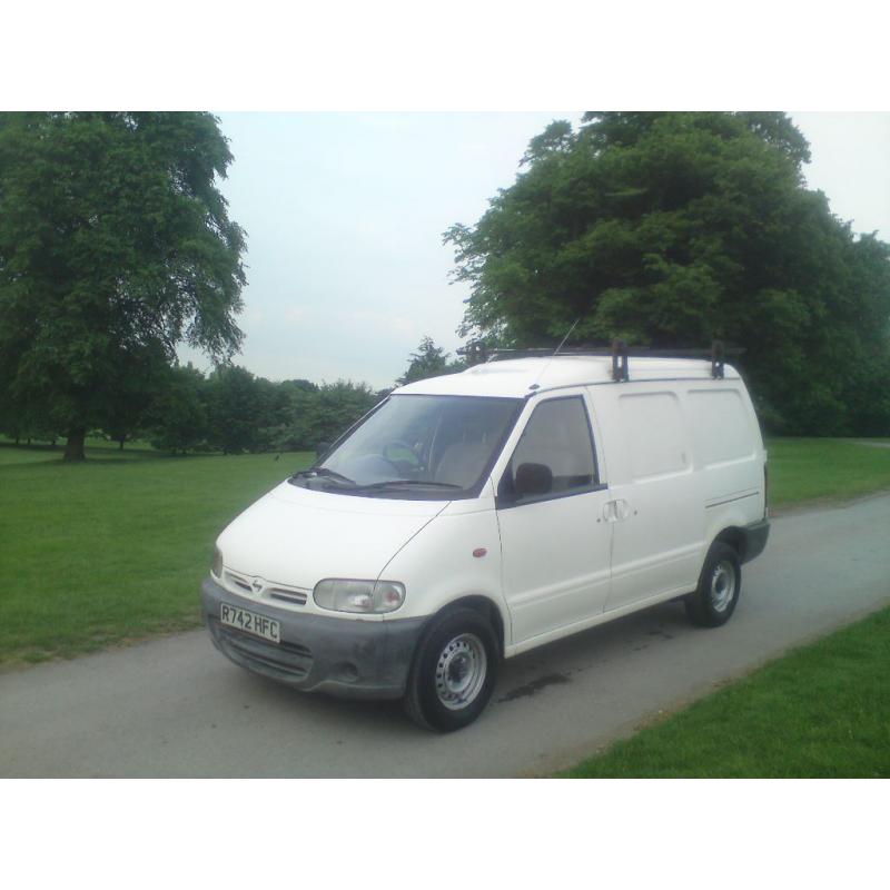 NISSAN VANETTE CARGO 2.3 DIESEL, 1998 R-REG, WHITE with *TWIN SIDE DOORS* and ONLY 45,000 MILES..!!!