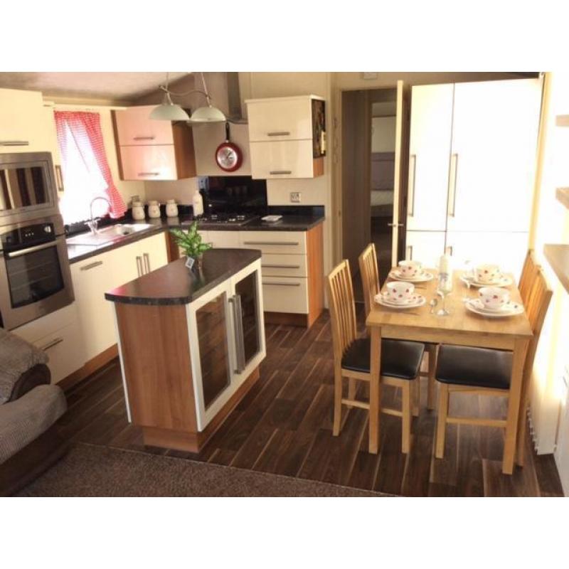 Static Caravan Clacton-on-Sea Essex 2 Bedrooms 6 Berth Willerby Aspen 2012 St