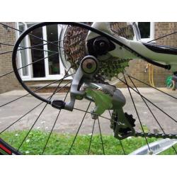 Cannondale CAAD8 Tiagra Road Bike, like new only covered 100 dry miles + Specialized Elite size 10