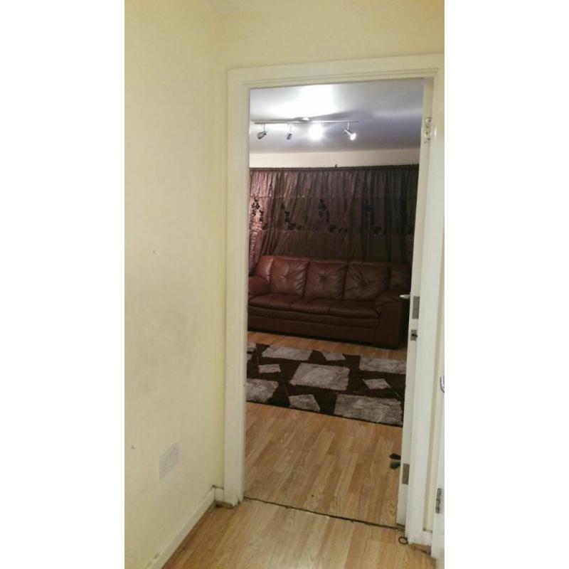 Amazing 3 bedroom ground floor newly build in southwark