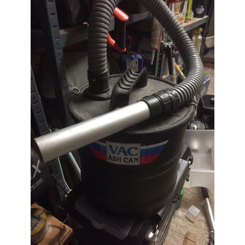 'Vac' Stove/fire ash can