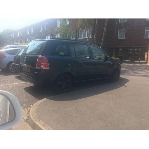 Vauxhall Zafira 1.6 petrol, 56 plate 99,000 miles mot 1st feb17