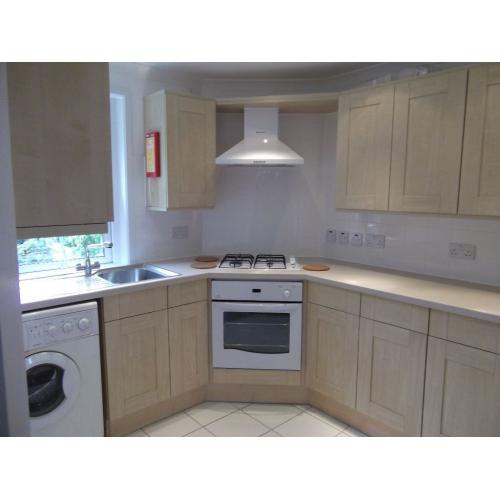 TWIN IN FRIENDLY INTERNATIONAL HOUSESHARE IN WEST NORWOOD