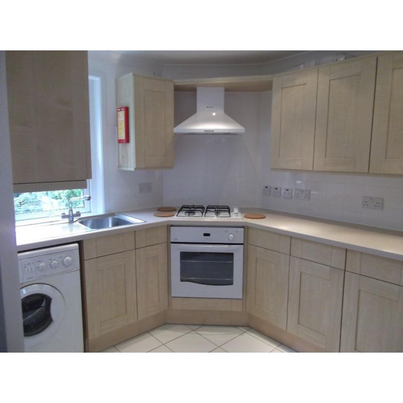TWIN IN FRIENDLY INTERNATIONAL HOUSESHARE IN WEST NORWOOD