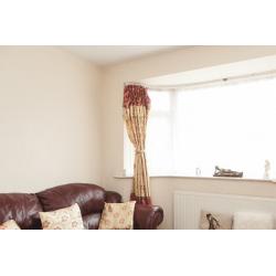 Single Bed in Room to rent in 3-bedroom house in Plumstead, 10 minutes to the station