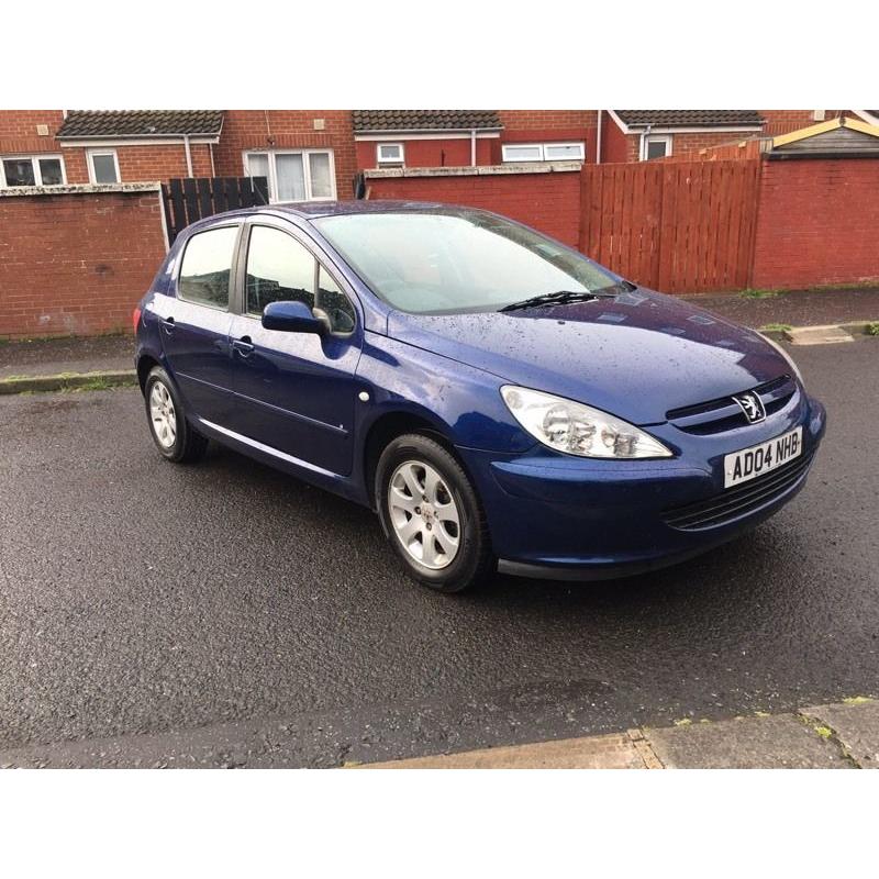 2004 Peugeot 307s 1.6 1.6v **full years mot** **full service history**