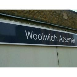 To Rent Bed 70 per week bills included available now se18 DLR Station