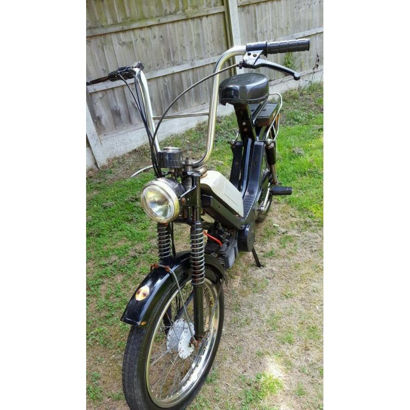 1980s jawa 50cc moped in need of restoring. Can deliver for fuel