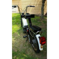 1980s jawa 50cc moped in need of restoring. Can deliver for fuel
