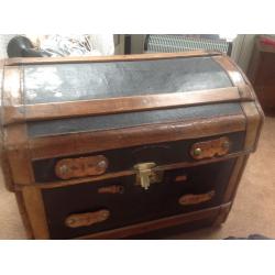 Vintage Trunk