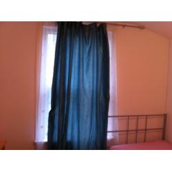 SINGLE ROOM 4 MINUTES FROM WOODGREEN TUBE STATION-NO DSS PREFER FEMALE