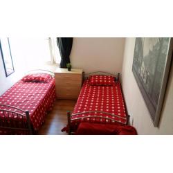 TWIN ROOM IN BETHNAL GREEN