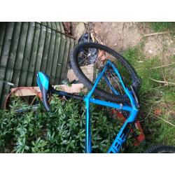 Cube Mountain bike
