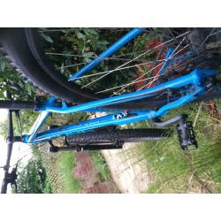 Cube Mountain bike