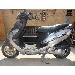 2011 PEUGEOT V CLIC 50 EVP 2 GREY