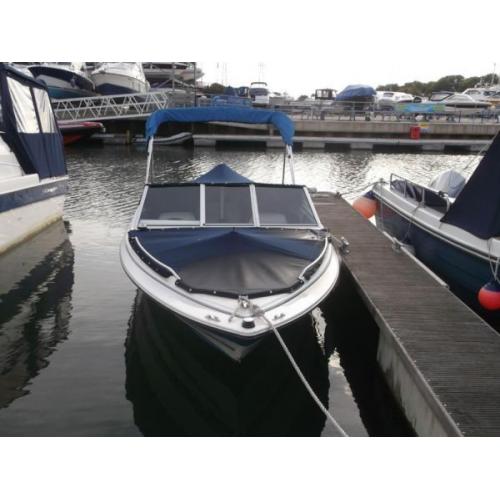 Bayliner Classic Bowrider (19 ft) with 3L Mercruiser inboard petrol engine on galvanised trailer.