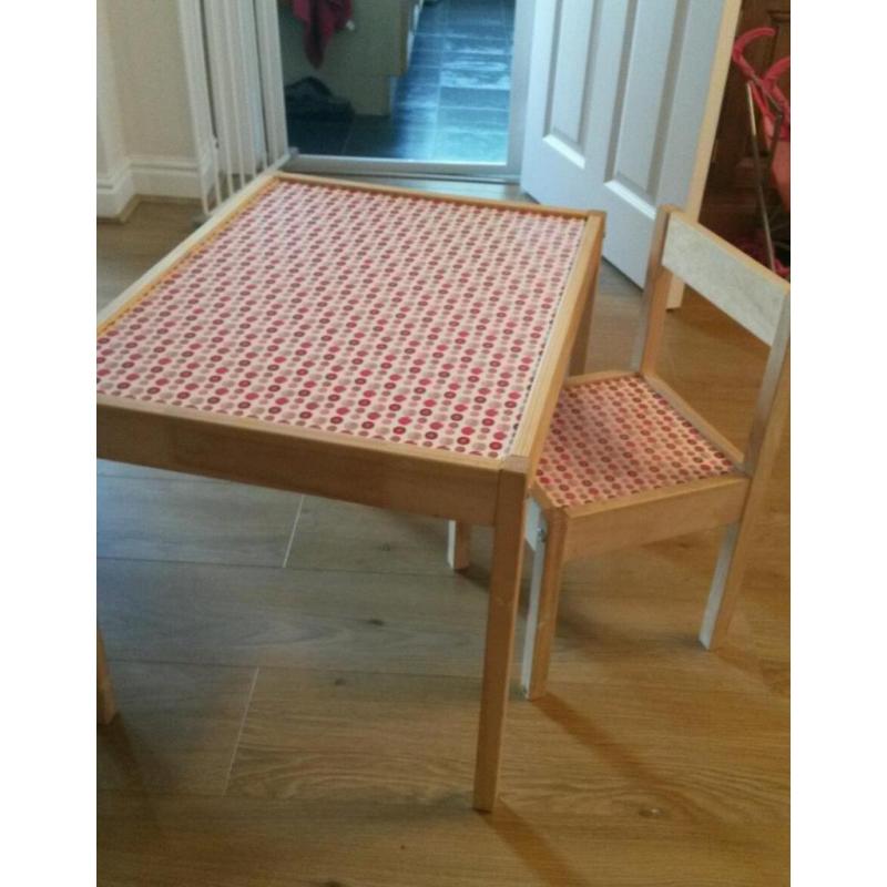 Children's table and chair