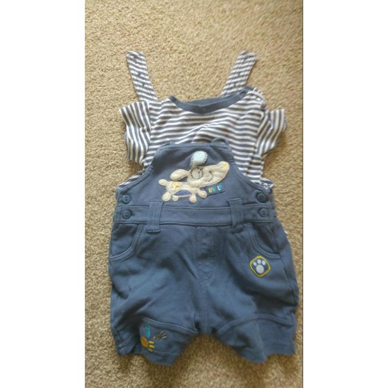 0 to 3 short dungarees and vest