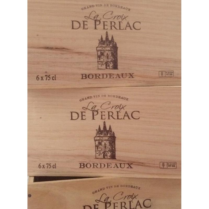 Wooden wine boxes