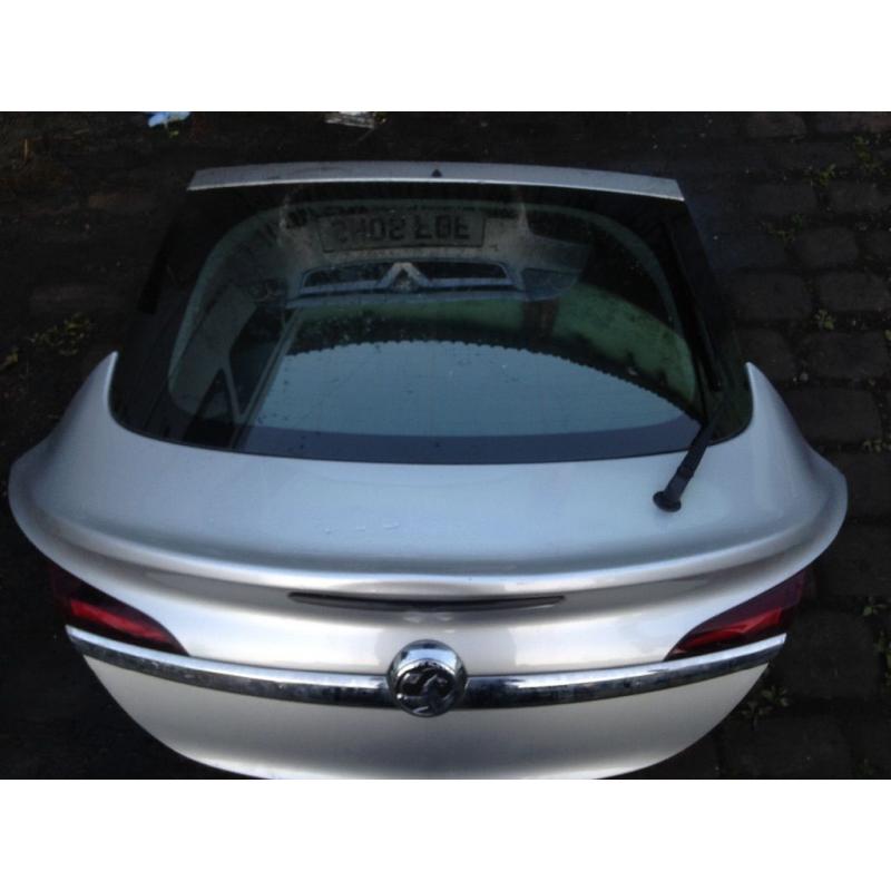 Vauxhall insignia doors,suspension,rear end parts