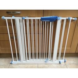 Lindam Easy Fit Premium Stair Gate with extension x 2