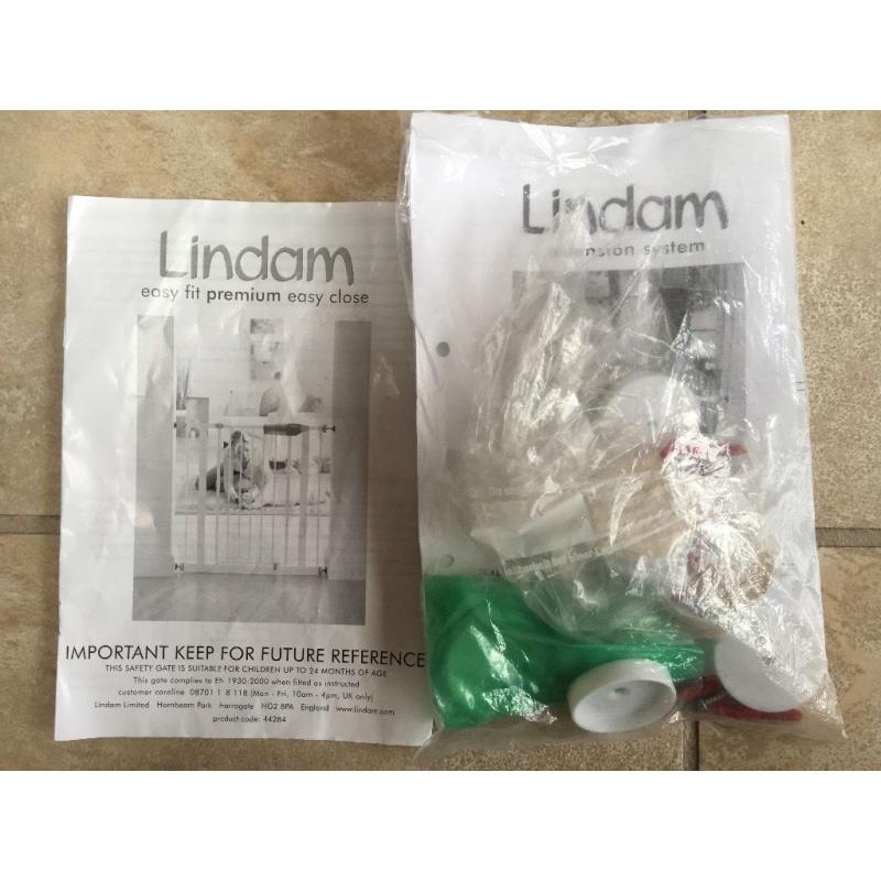 Lindam Easy Fit Premium Stair Gate with extension x 2