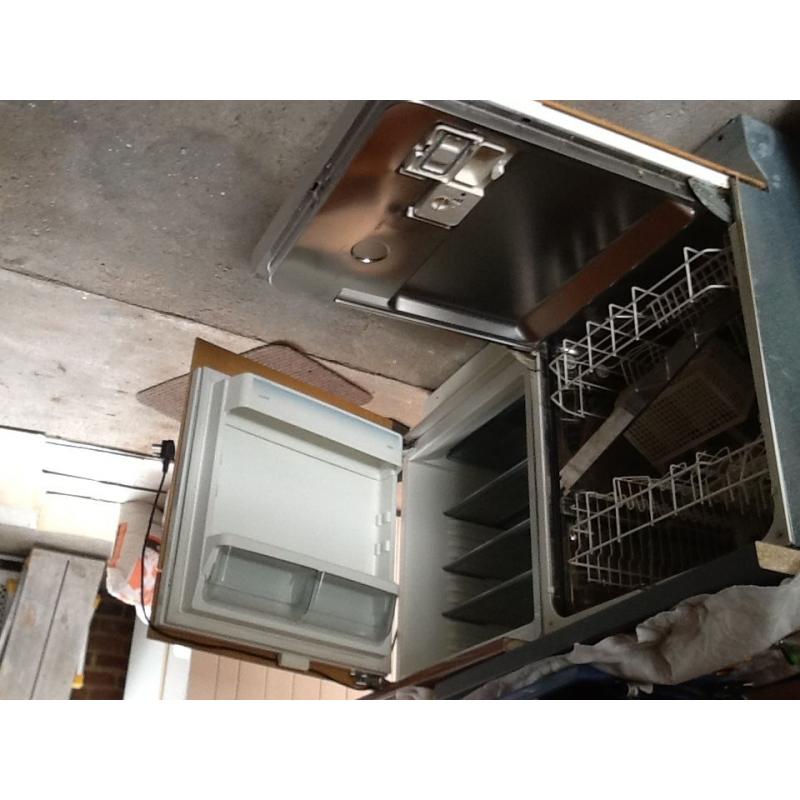 AEG integrated fridge, used but in good condition.