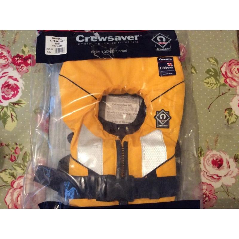 Crew saver spiral life jacket 100N yellow, baby up to 15kg, brand new and unused, orig packaging