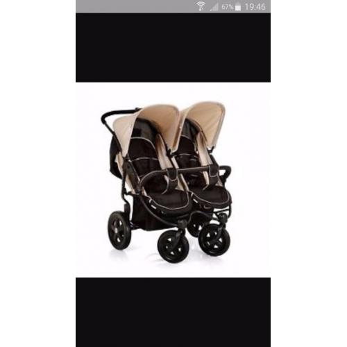 Hauck twin buggy with rain cover