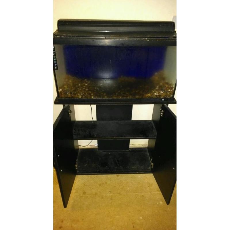 2.5ft Hagen fish tank