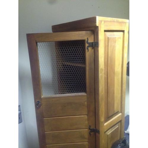 Solid wood cabinet