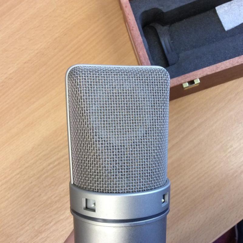 Neumann U87ai Consender mic - Grey Nickel Version of u87 Classic- Brilliant Mic with Wooden Case