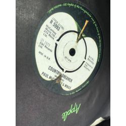 Collection of 70s + 80s rock and pop records - More rock, not much 80s cheese