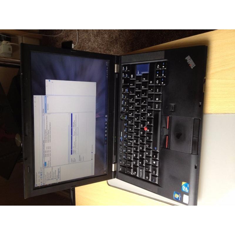 Lenovo T410 Laptop i5, 300GB hard disk, 4GB memory with genuine charger and Targus bag