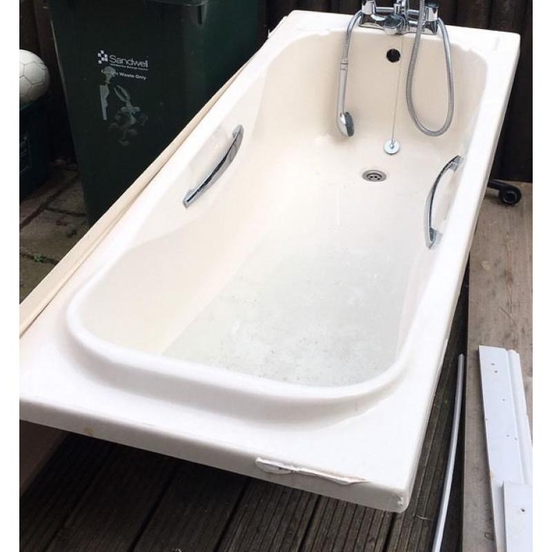 Twyford Bathroom Suite