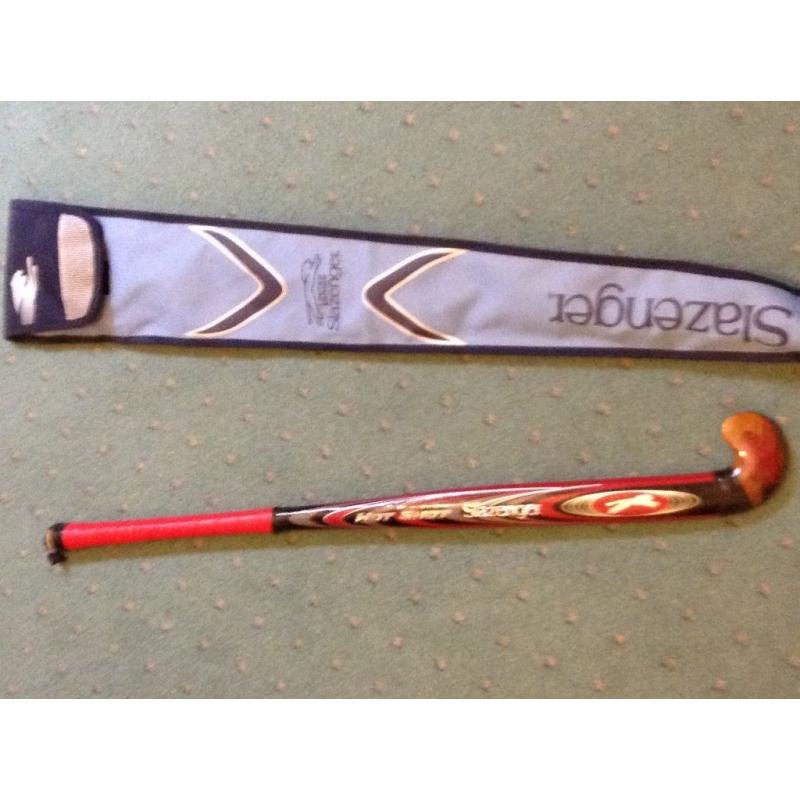 Slazenger girls hockey stick with carry bag