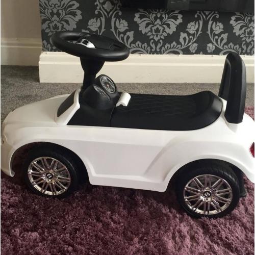 Bentley ride on car with sounds