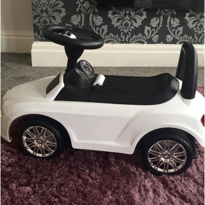 Bentley ride on car with sounds