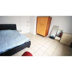 CHEAP DOUBLE ROOM IN BECKTON E16 | FREE INTERNET AND CLEANERS ONCE A MONTH | SPACIOUS, COSY & CLEAN