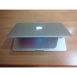macbook air 13" 2014/2015 core i5 128ssd 4gb ram 1.4 processor microsoft office great condition
