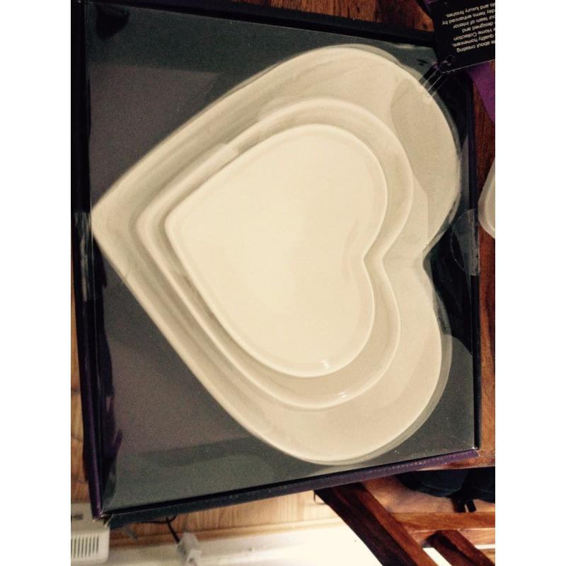 brand new 3 piece porcelain bowl set