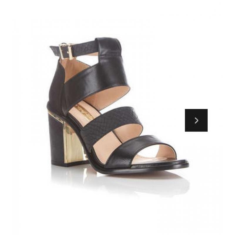 "Looking for these shoes from Miss Selfridge in size 6! Will pay any price!"