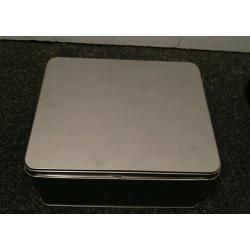 Vintage style decoration box with inner tin box