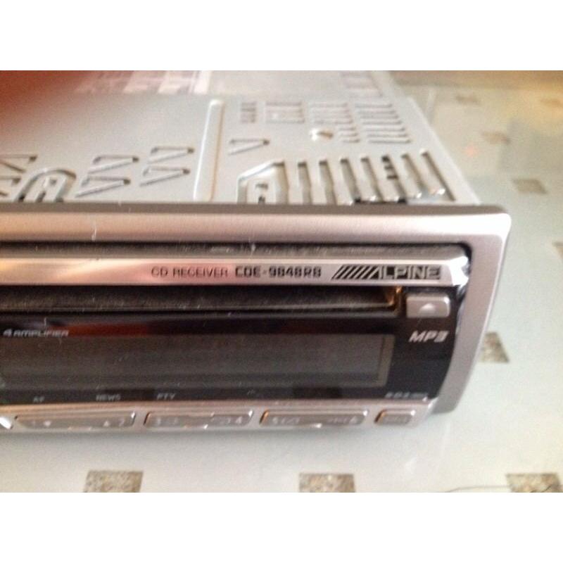 ALPINE CD RECEIVER MP3
