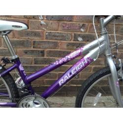 24inch wheels Raleigh Krush 24 Mountain Bike ages 9,10,11,12,13 Girls Junior kids boys bicycle