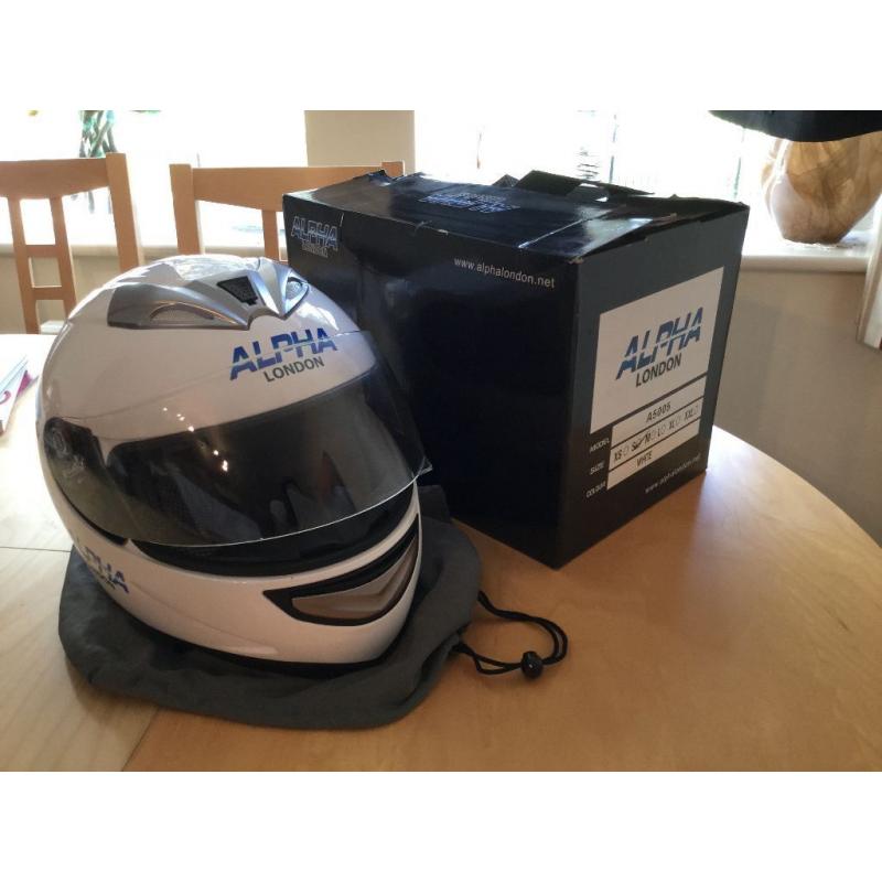 Brand bew white EU certified helmet