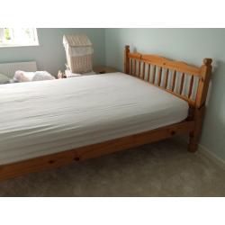 KING SIZE pine bed
