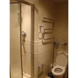 Spacious double bedroom in a two bedroom house close to all amenities