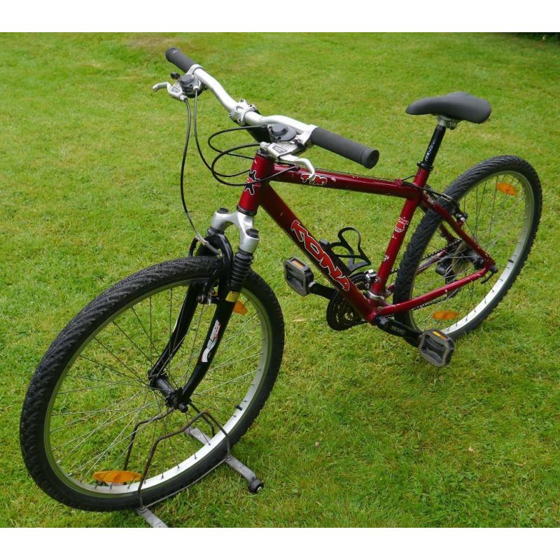 Kona Tiki mountain bike, small/medium 17" aluminium frame, Shimano 21 speed gears, 26" wheels
