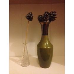 Vases for flowers & a desk lamp